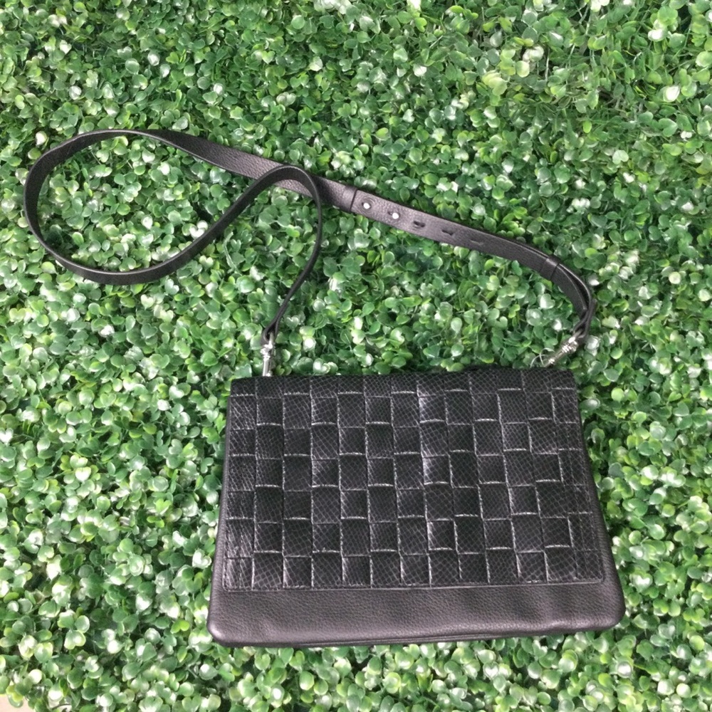 Vince‎ Camuto Corah Large Crossbody Purse woven snakeskin leather